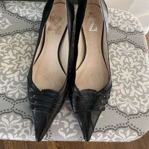 Black Type Z size 12 kitten heel shoes.